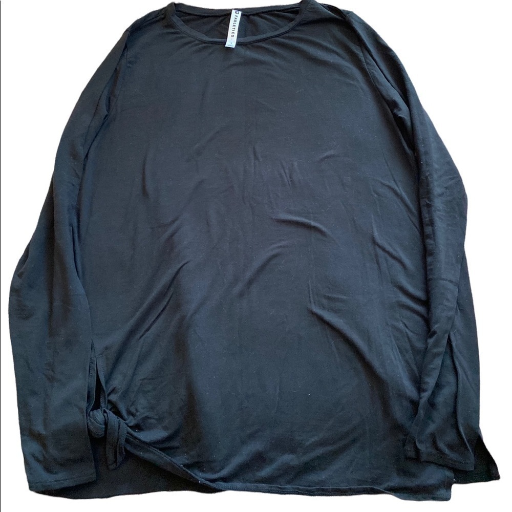 𝅺fabletics long sleeve Tshirt size small